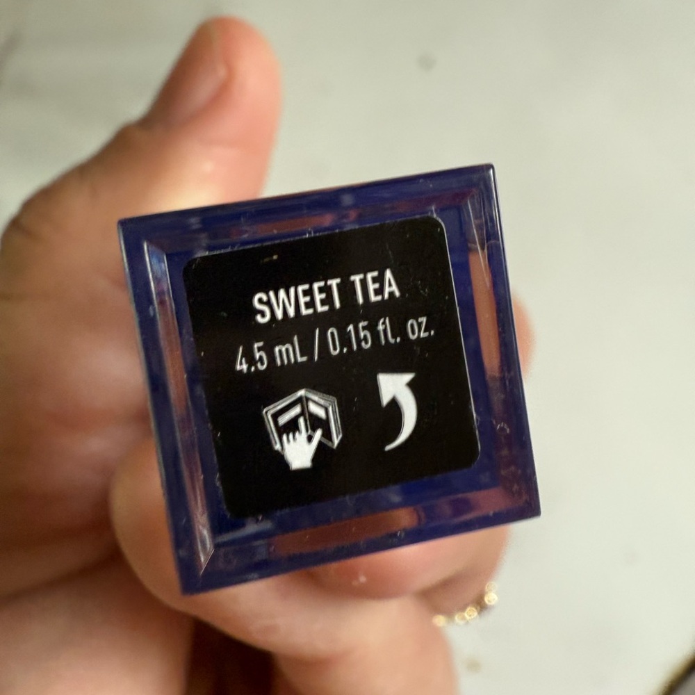 Morphe Sweet Tea Lip Gloss - Picture 2 of 3
